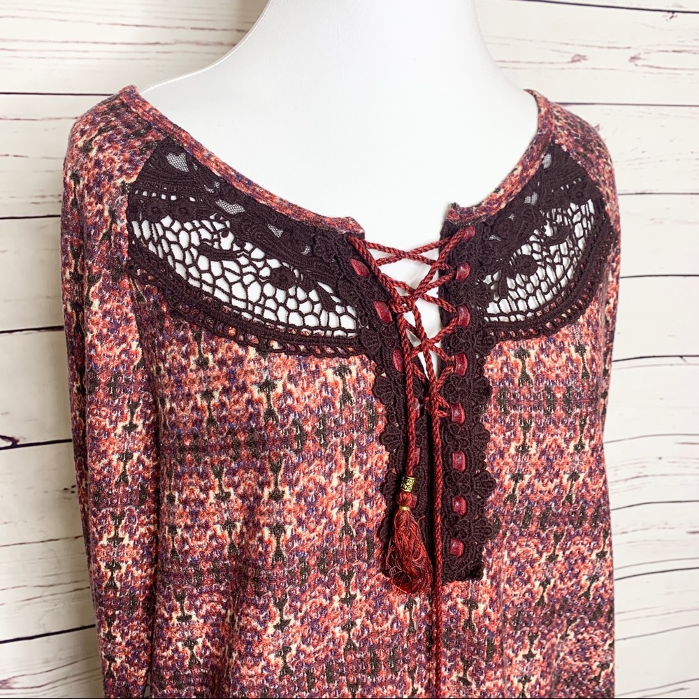 Vintage America Boho Lace Up Lara Top Long Sleeve Size Medium Red & Blue - Picture 4 of 7